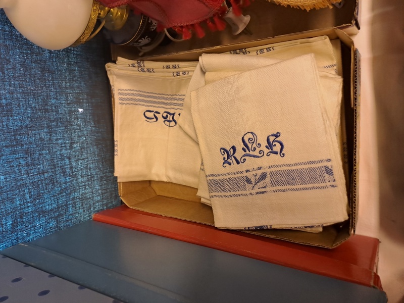 162 Handdukar