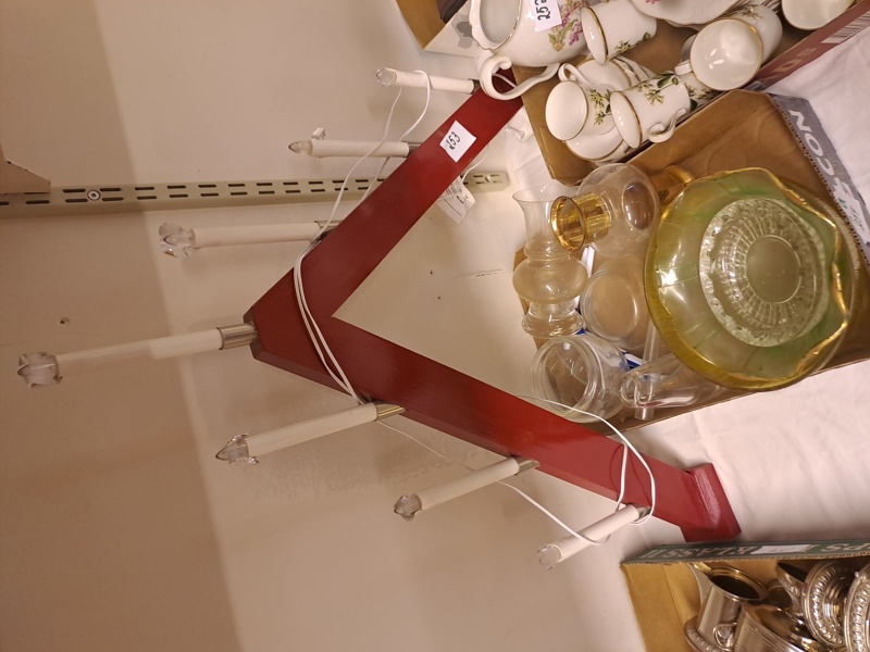253 Ljusstake