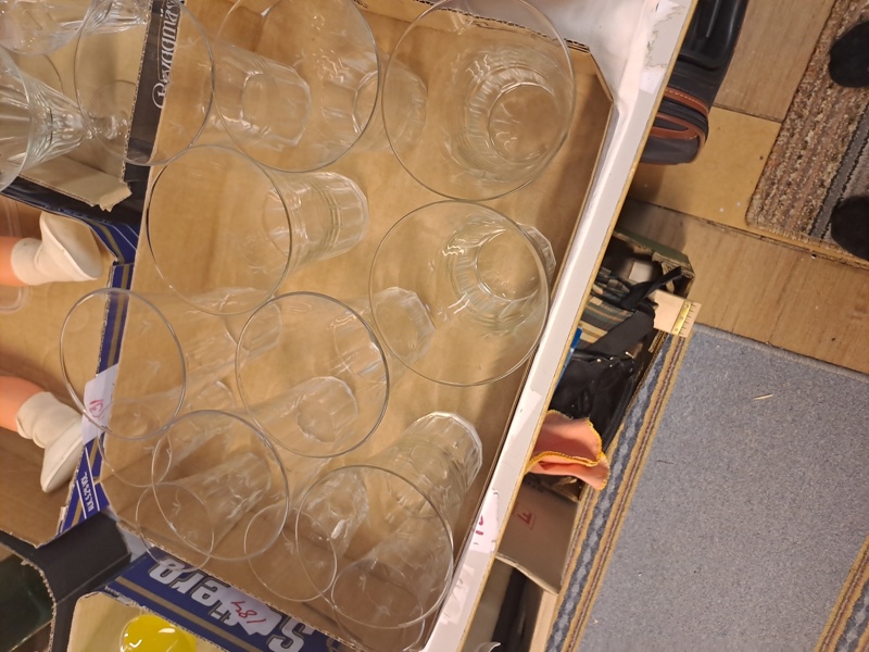 127 Glas