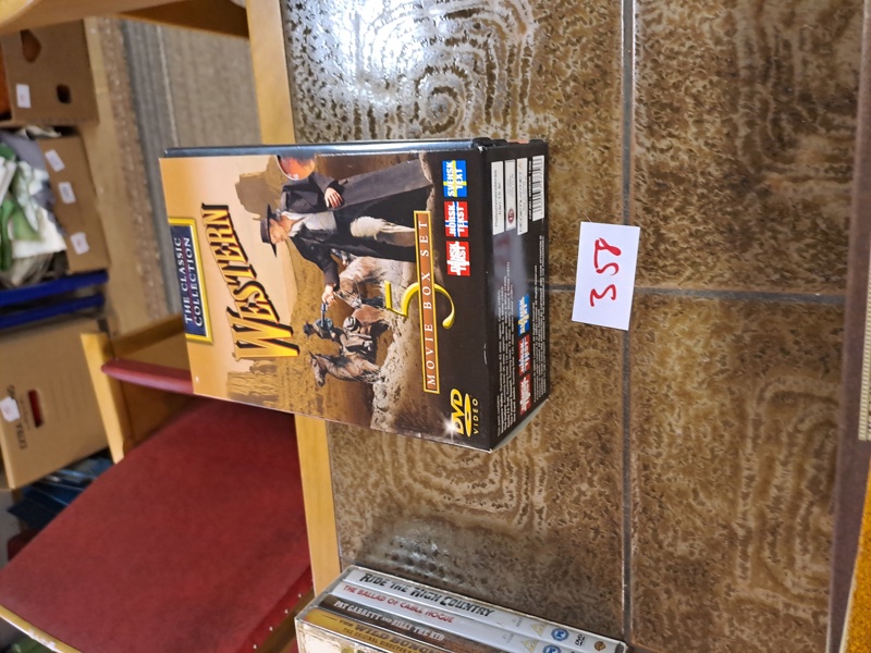 358 DVD box