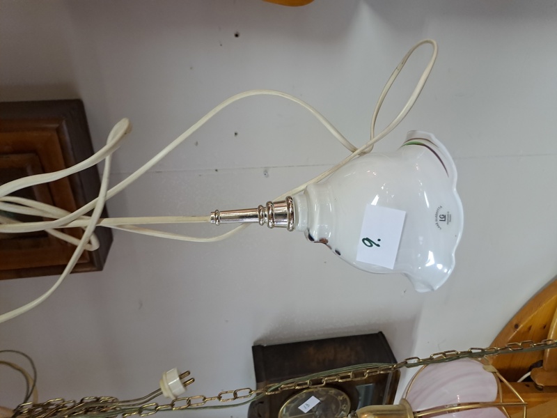 11 Fönsterlampa laxå